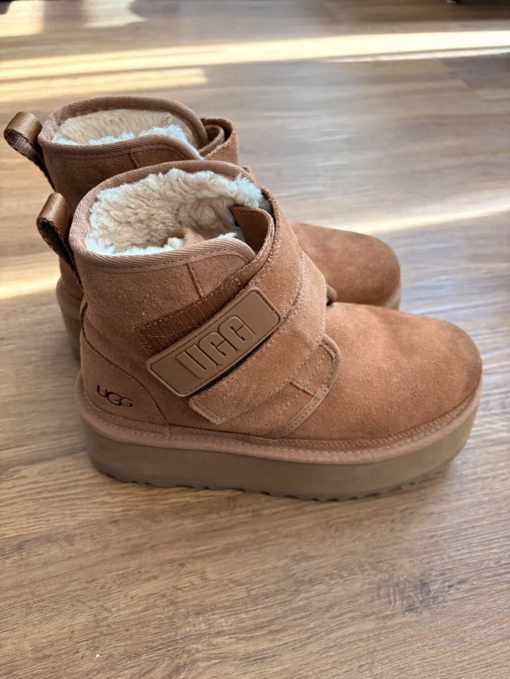 UGG ugg™ neumel